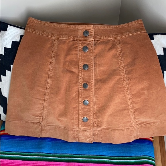 NEW Madewell Velveteen A-Line Mini Skirt (Button-Front Edition) - Picture 7 of 14